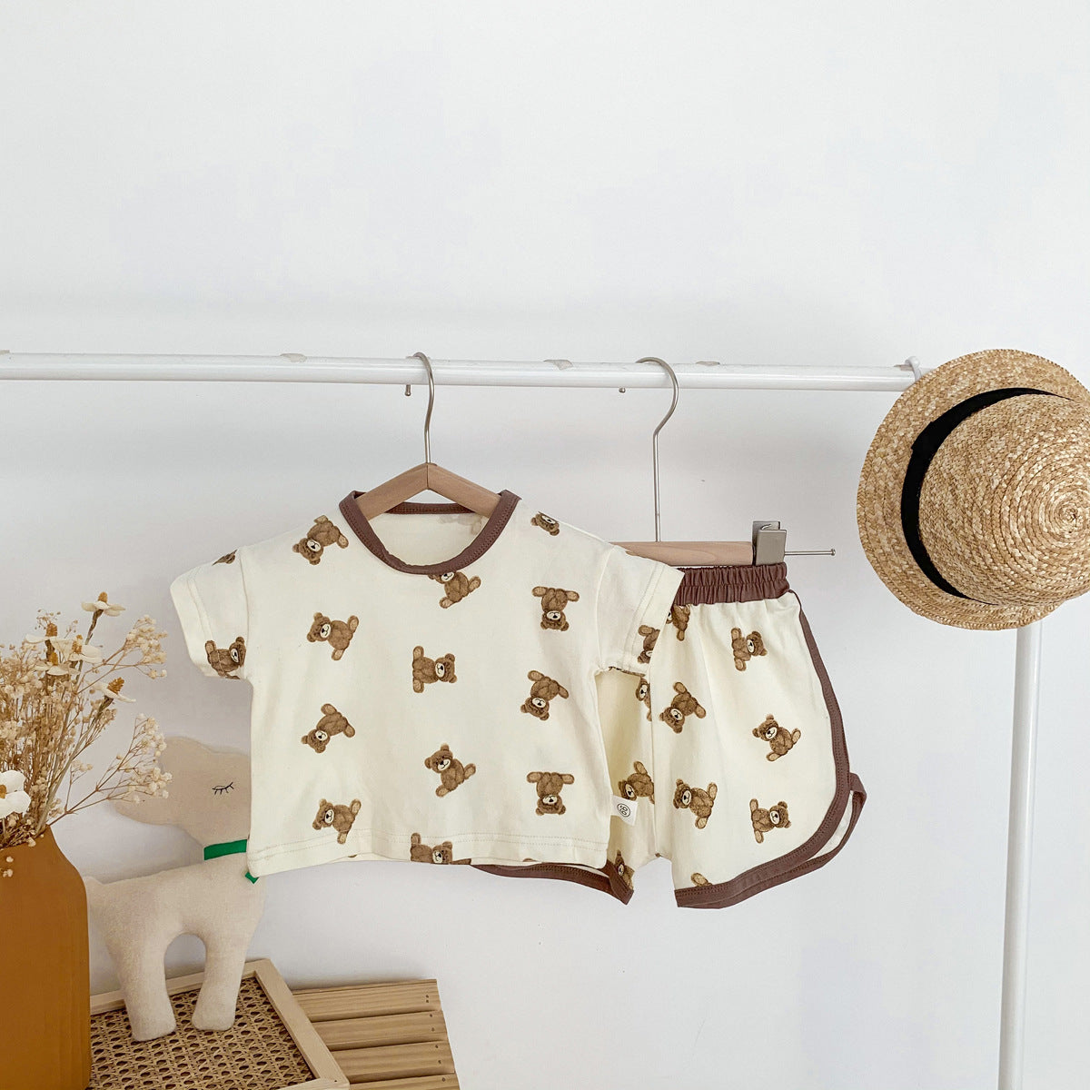 Loose Bear Short Sleeve Top Pants Suit